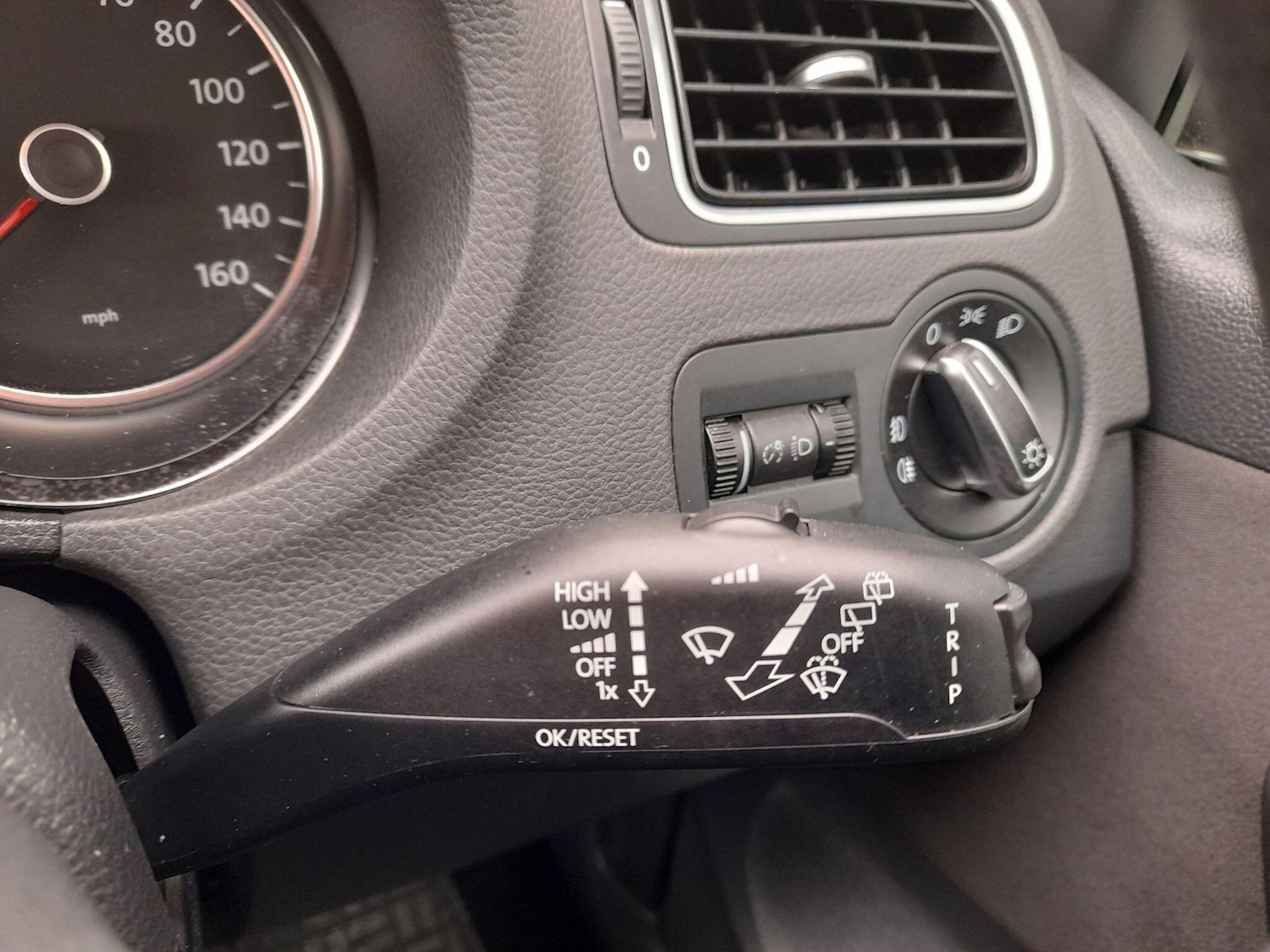 Used Volkswagen Polo 2012 for sale - 77550327: Photo 17