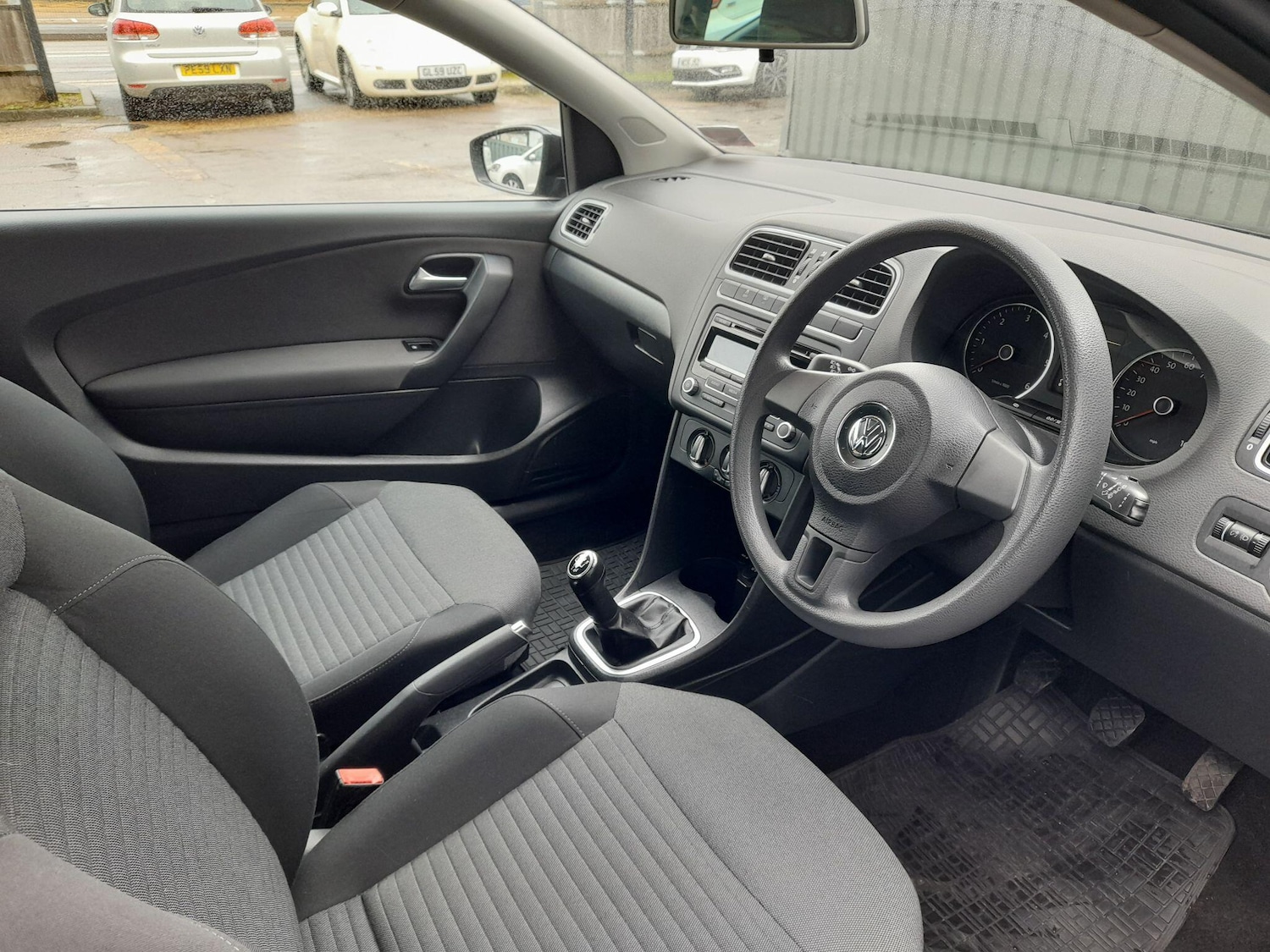 Used Volkswagen Polo 2012 for sale - 77550327: Photo 35