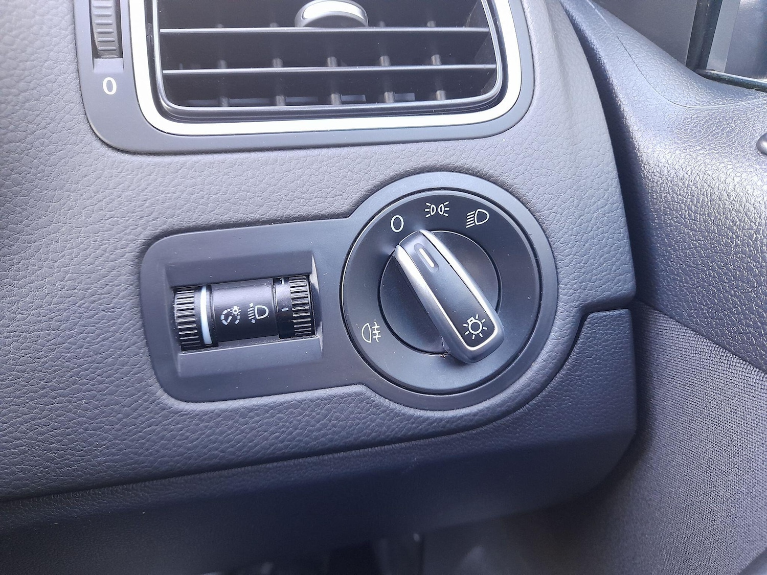 Used Volkswagen Polo for sale - 77550158: Photo 21