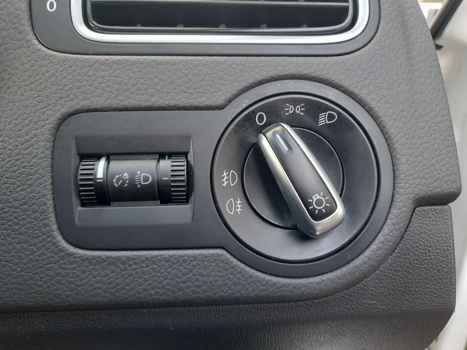 Used Volkswagen Polo 2013 for sale - 77550661: Photo 19