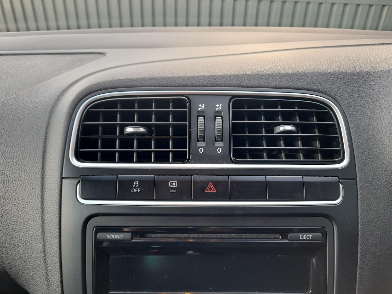 Used Volkswagen Polo 2013 for sale - 77550661: Photo 24