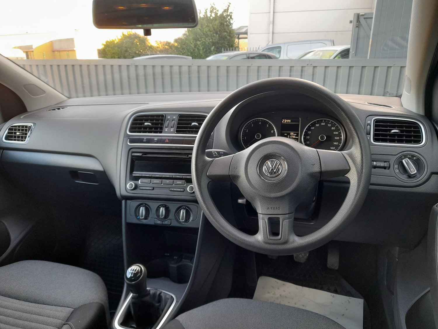 Used Volkswagen Polo 2013 for sale - 77550661: Photo 28