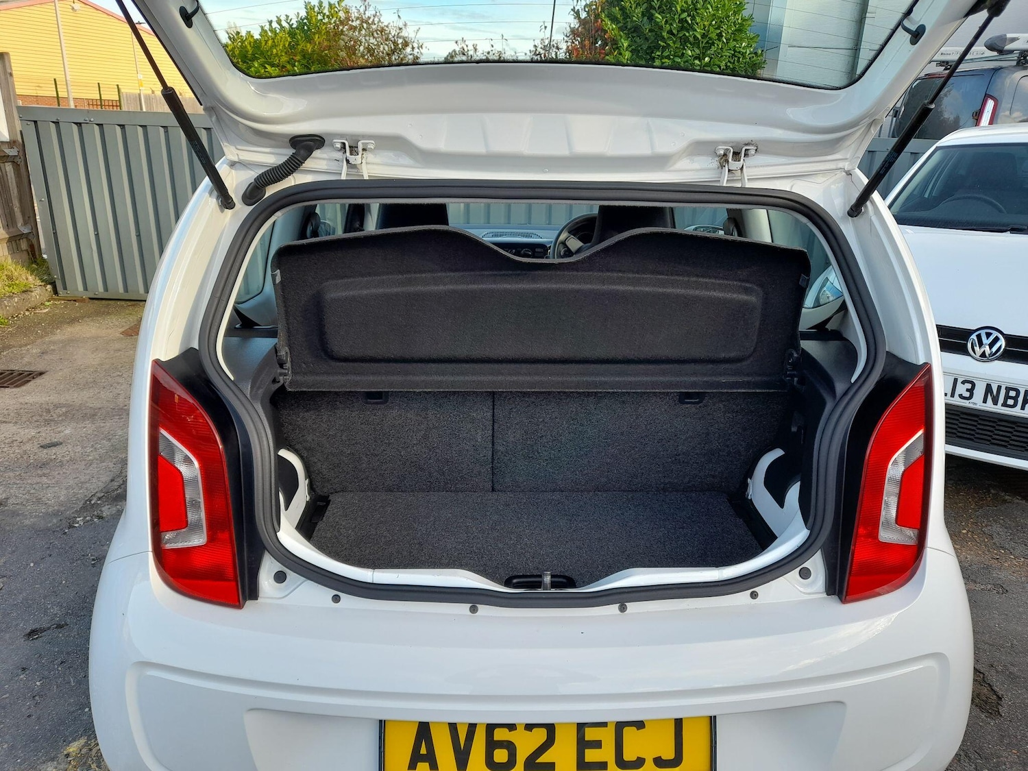 Used Volkswagen up! 2012 for sale - 77839763: Photo 18