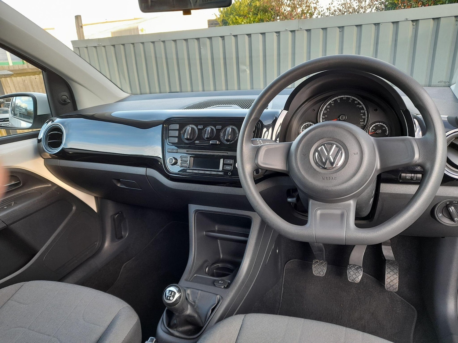 Used Volkswagen up! 2012 for sale - 77839763: Photo 30