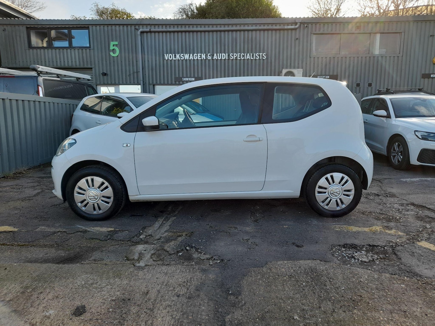 Used Volkswagen up! 2012 for sale - 77839763: Photo 40