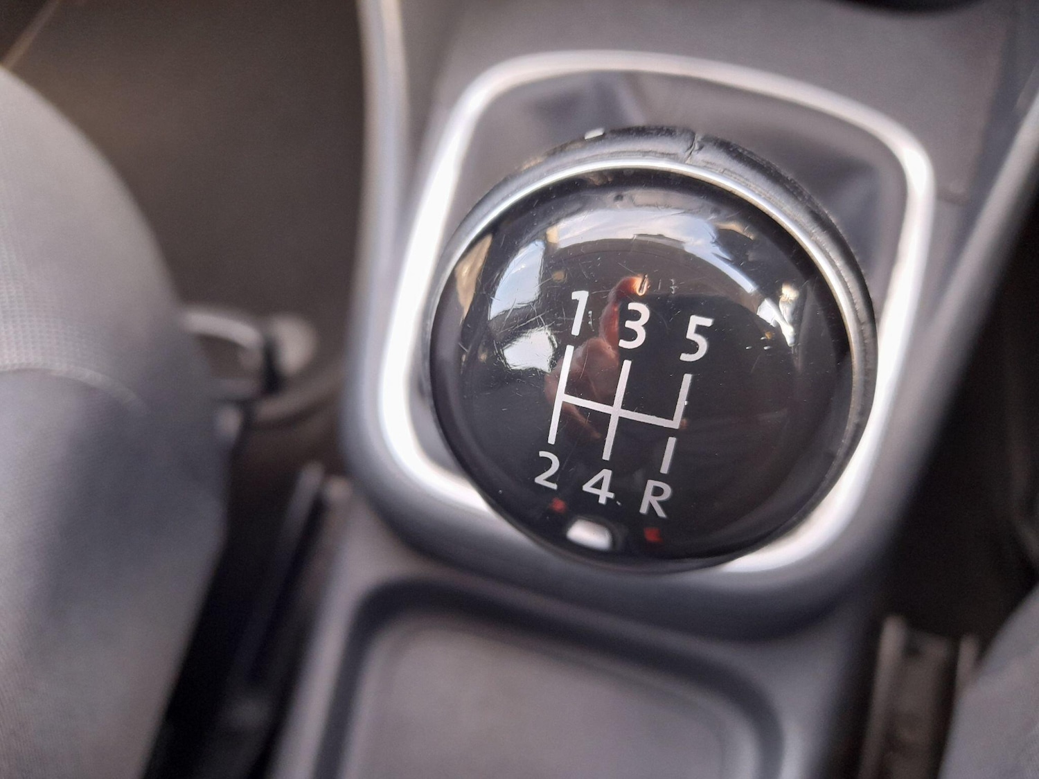 Used Volkswagen Polo 2015 for sale - 77839233: Photo 30