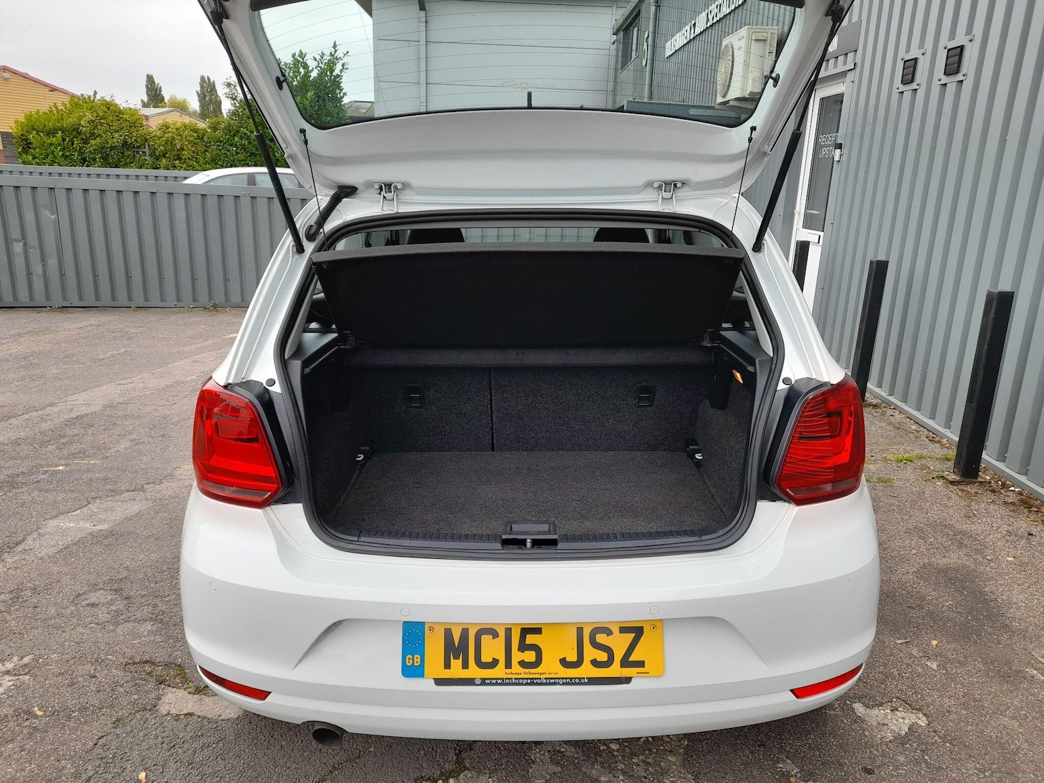 Used Volkswagen Polo 2015 for sale - 77549884: Photo 16