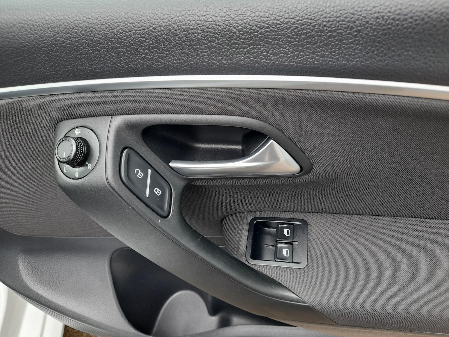 Used Volkswagen Polo 2015 for sale - 77549884: Photo 21