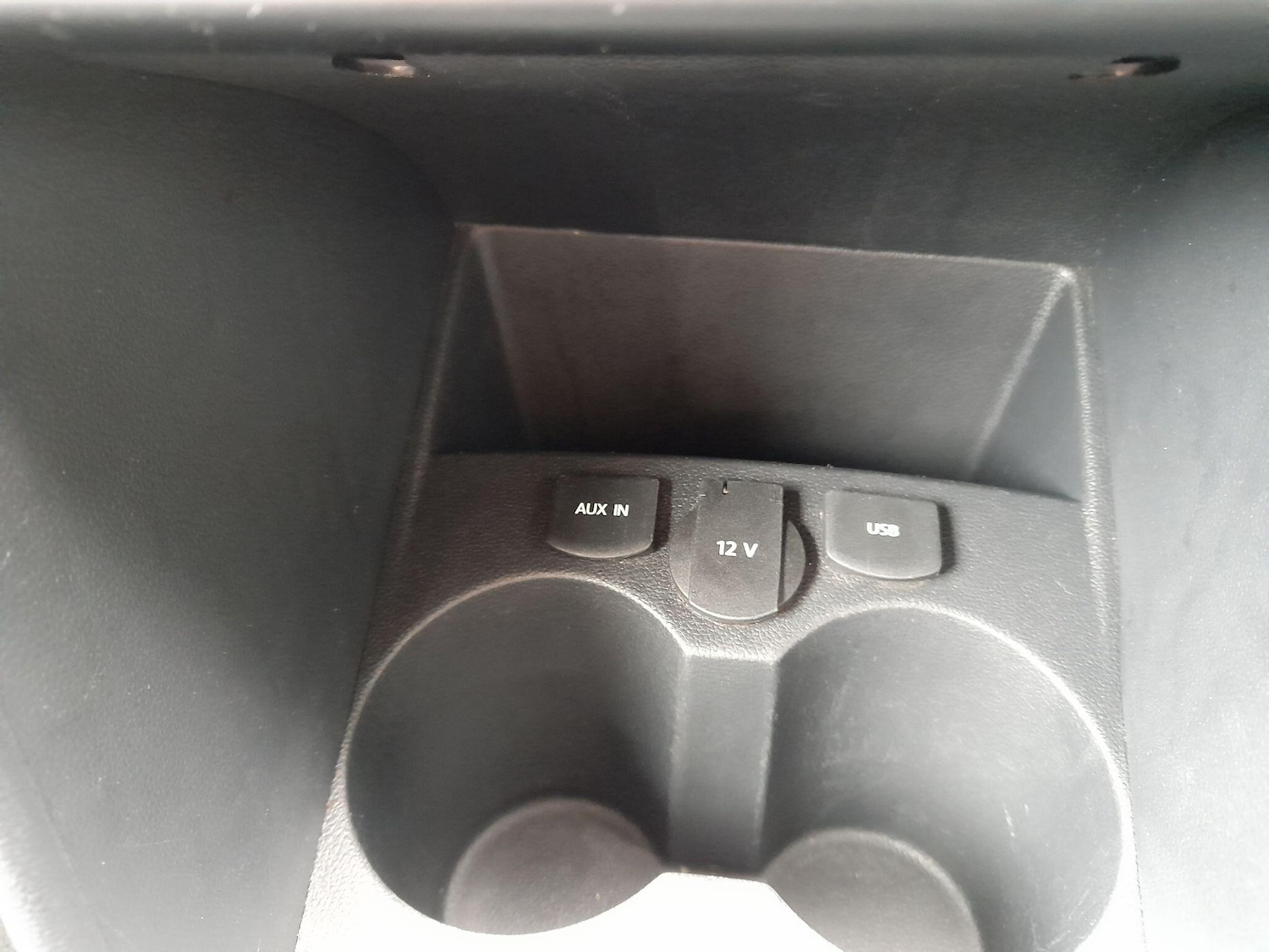 Used Volkswagen Polo 2015 for sale - 77549884: Photo 31