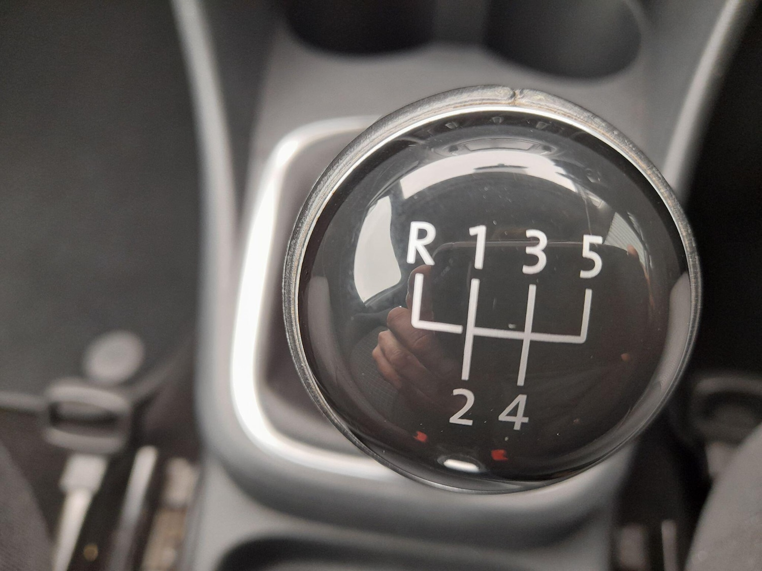 Used Volkswagen Polo 2015 for sale - 77549884: Photo 32