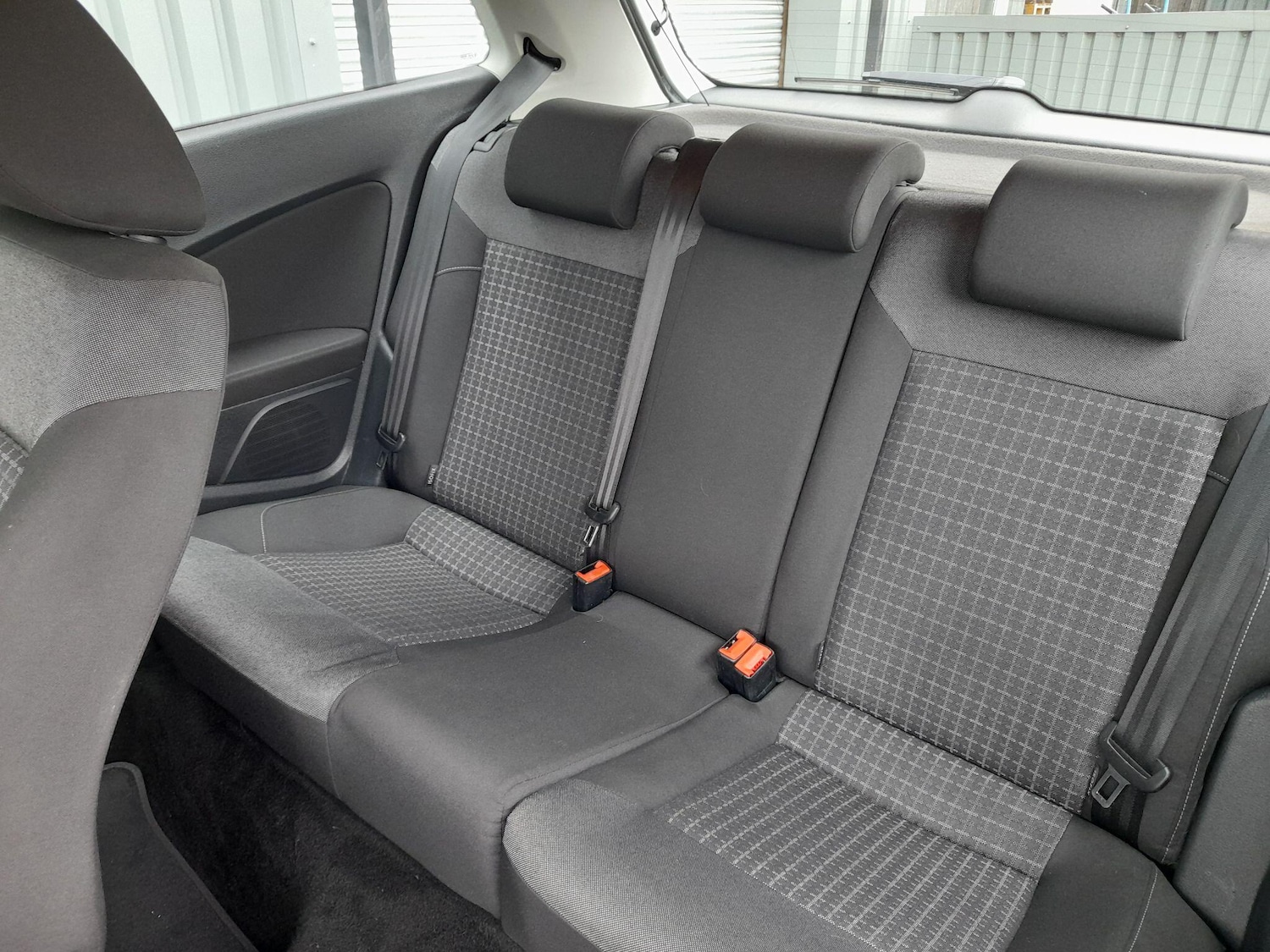 Used Volkswagen Polo 2015 for sale - 77549884: Photo 36