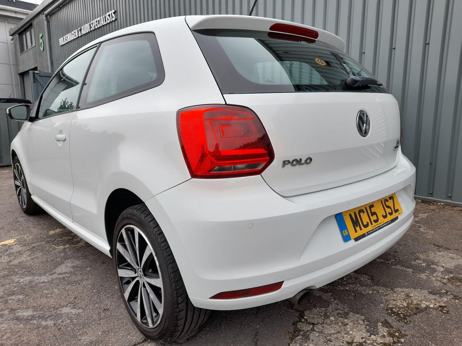 Used Volkswagen Polo 2015 for sale - 77549884: Photo 7