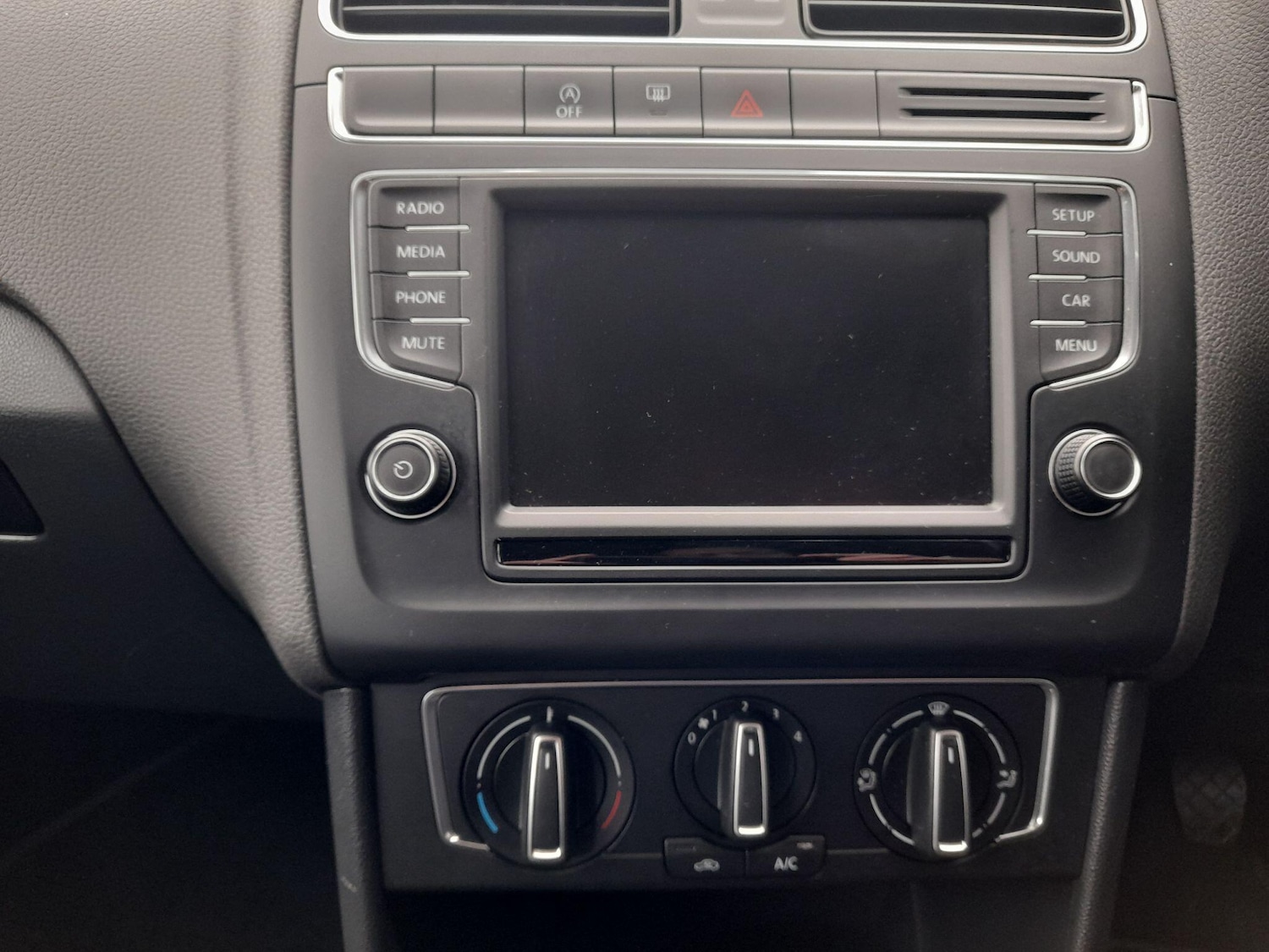 Used Volkswagen Polo 2016 for sale - 77550623: Photo 28