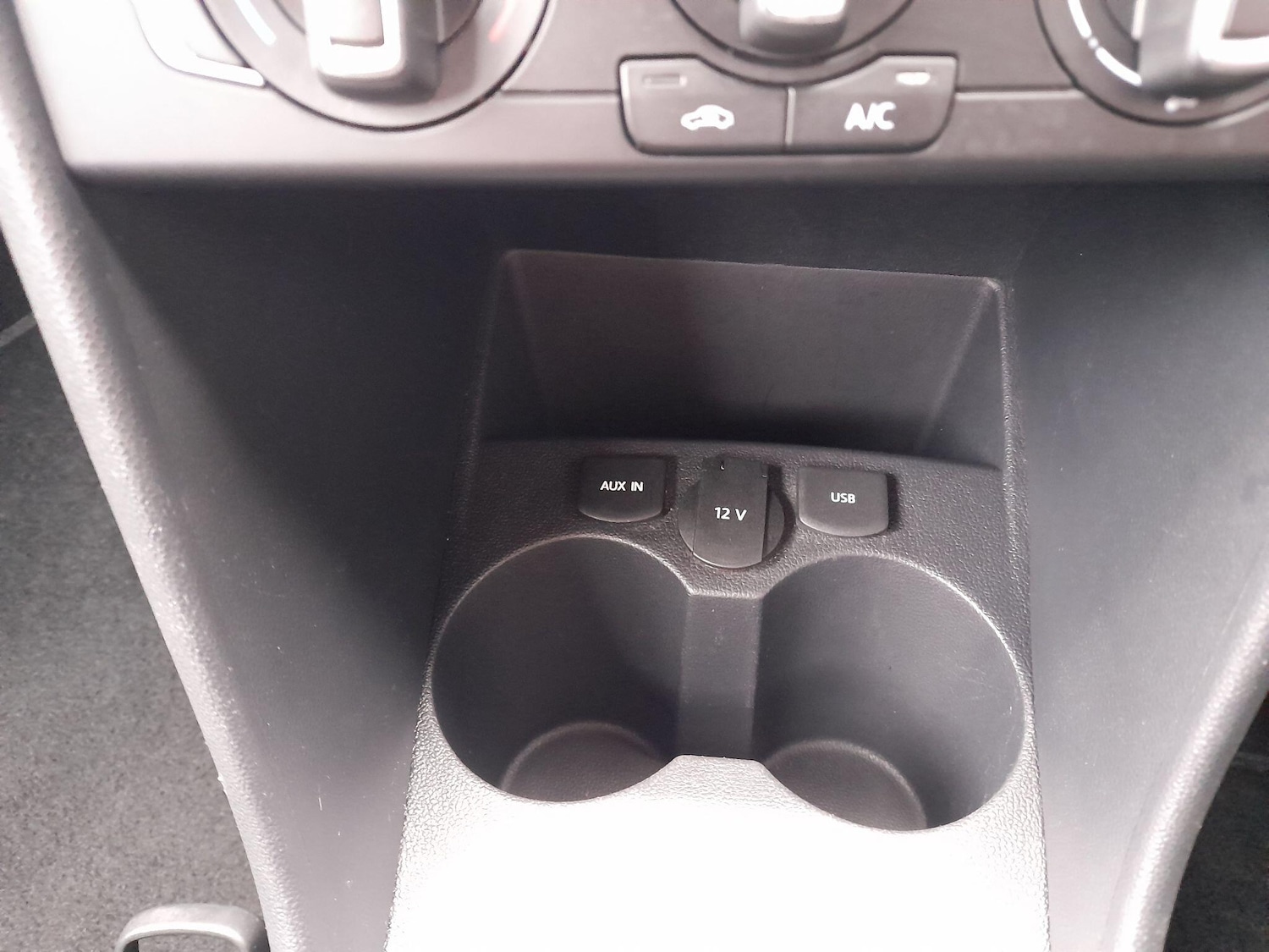 Used Volkswagen Polo 2016 for sale - 77550623: Photo 29