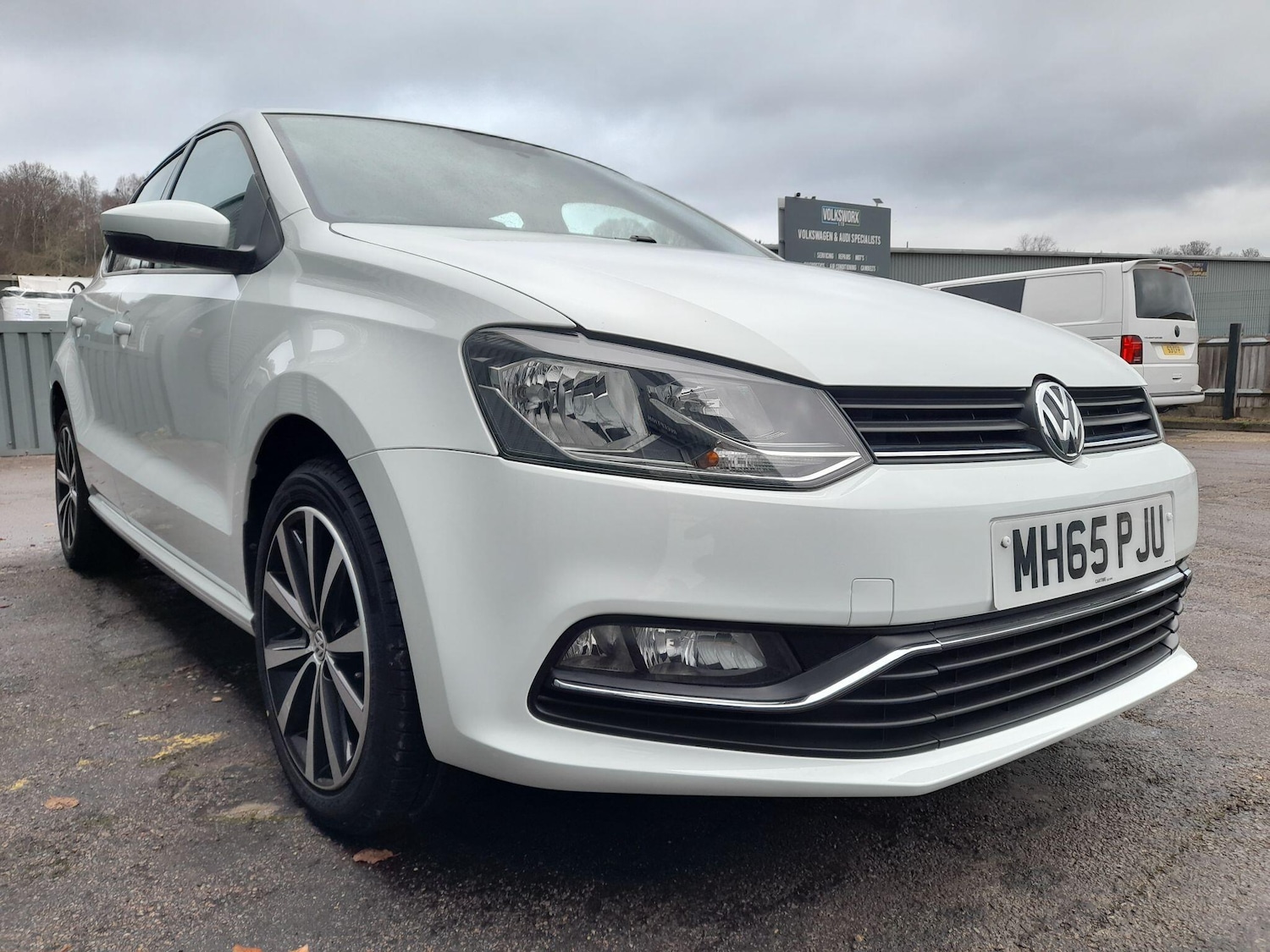 Used Volkswagen Polo 2016 for sale - 77550623: Photo 5