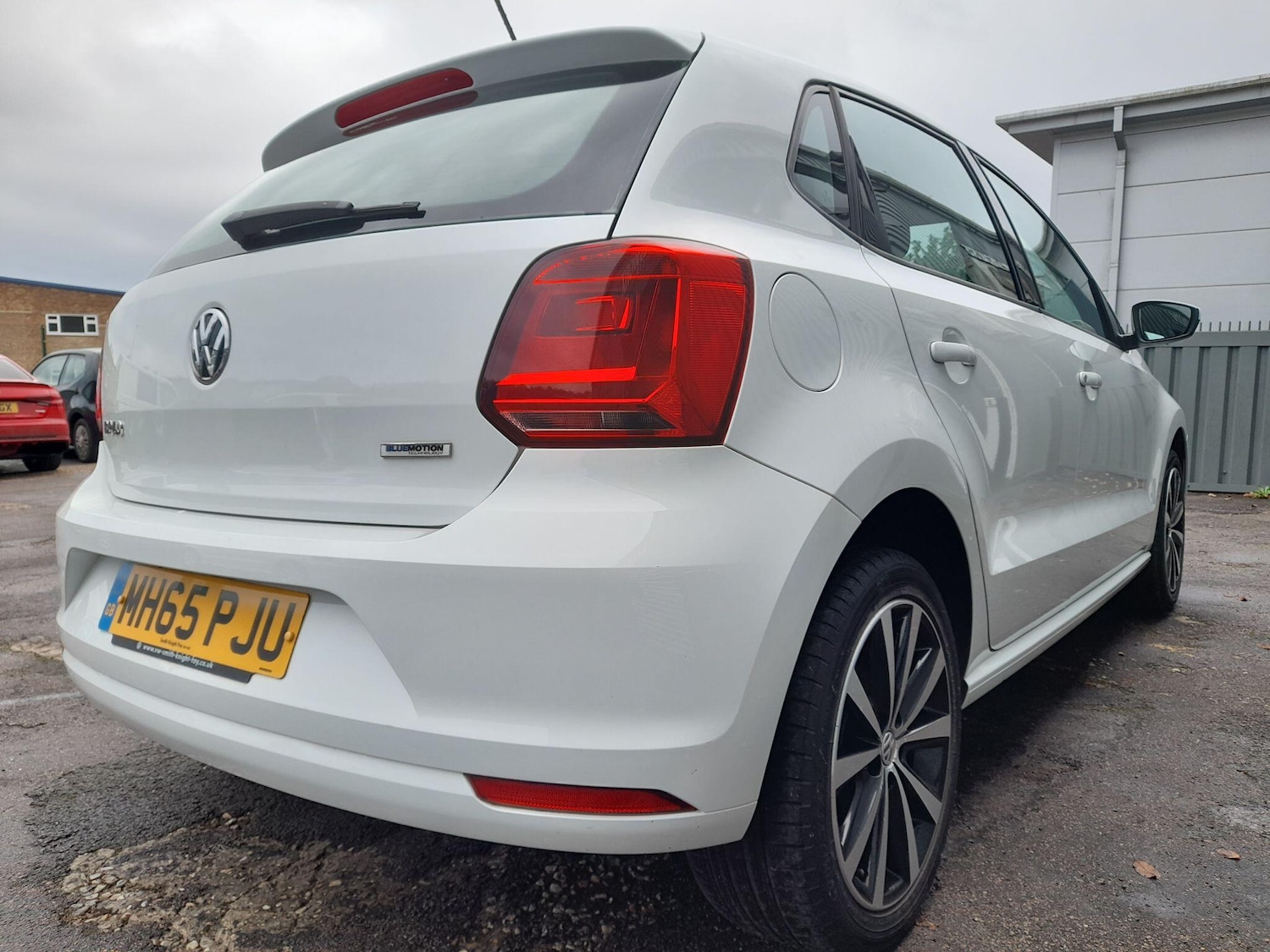 Used Volkswagen Polo 2016 for sale - 77550623: Photo 6