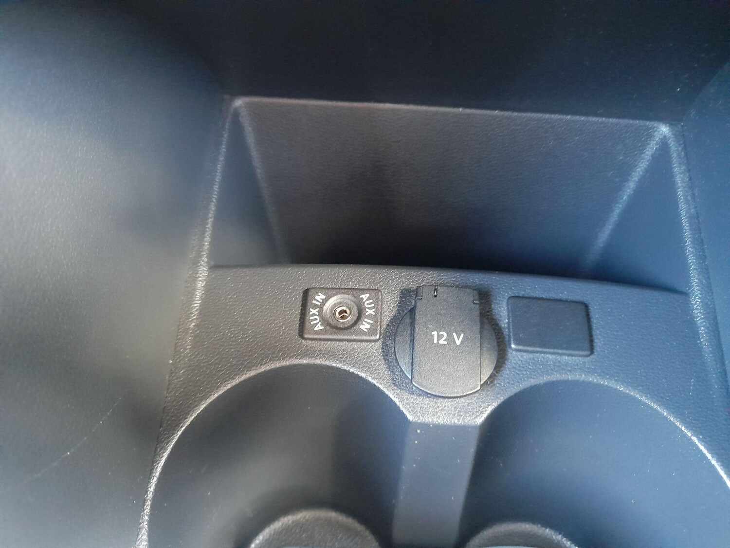 Used Volkswagen Polo 2011 for sale - 77839038: Photo 28