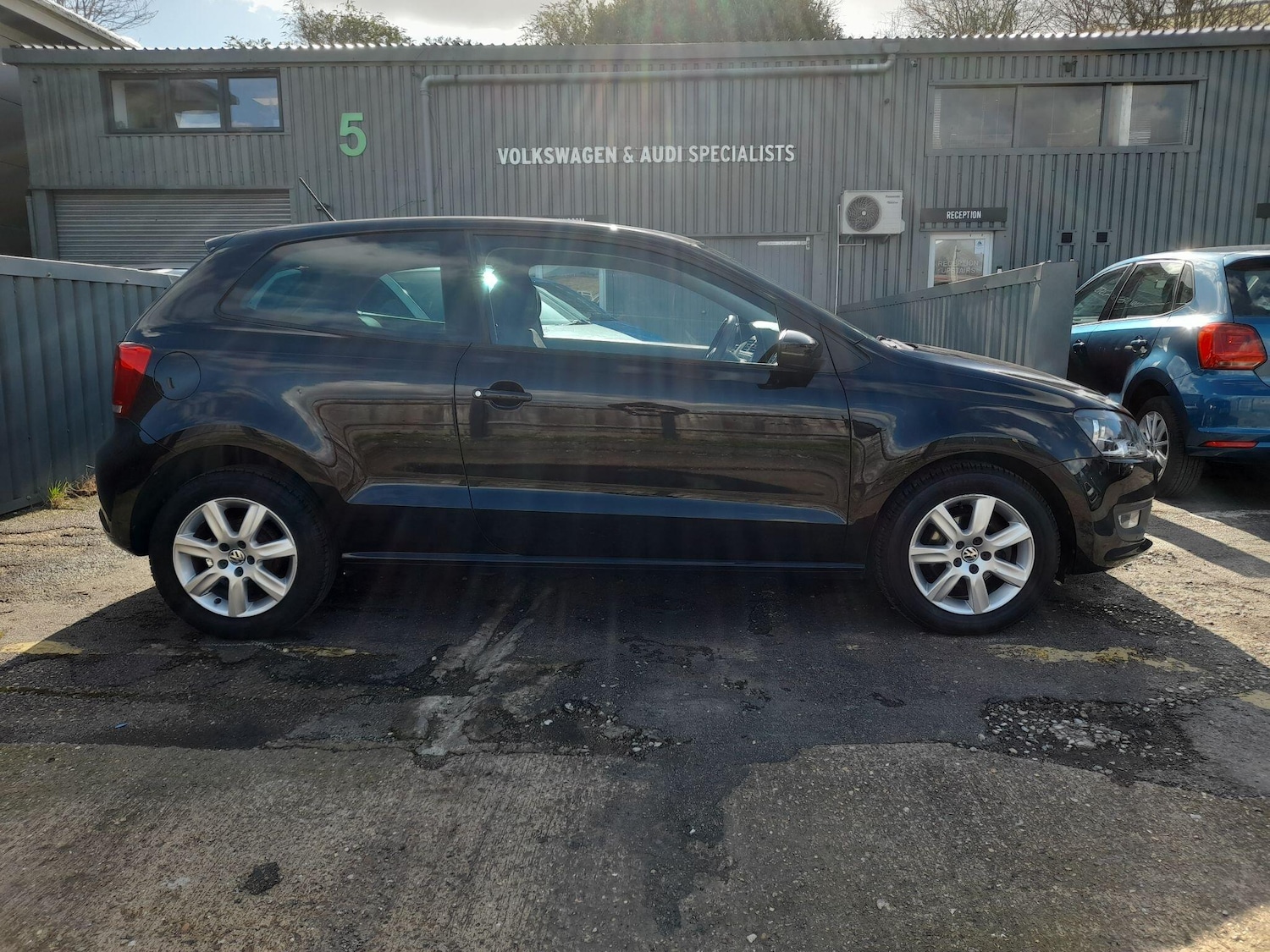 Used Volkswagen Polo 2011 for sale - 77839038: Photo 35