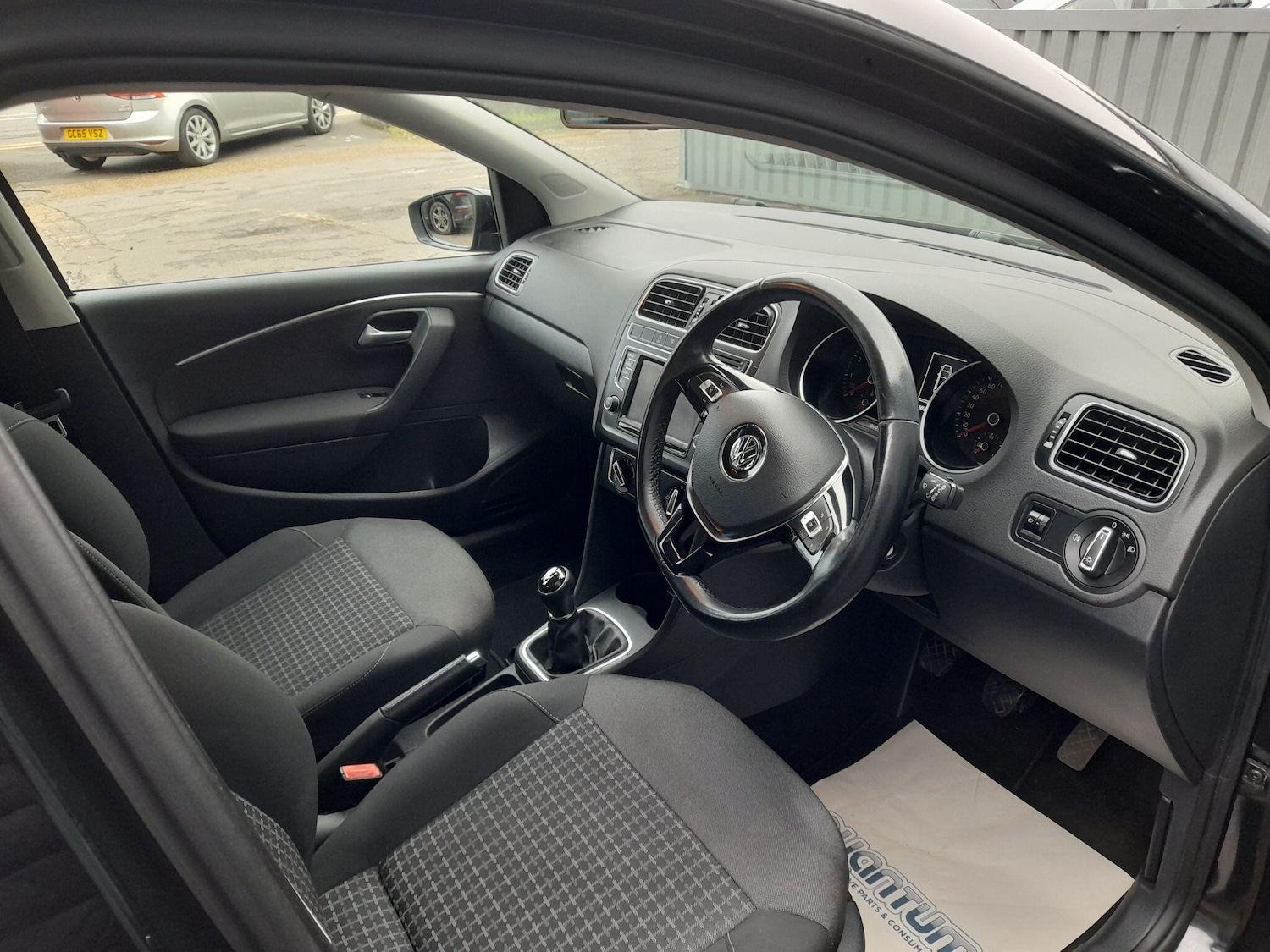 Used Volkswagen Polo 2014 for sale - 77550645: Photo 19