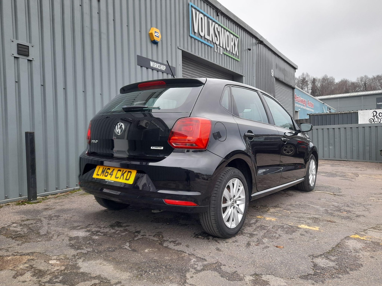 Used Volkswagen Polo 2014 for sale - 77550645: Photo 42