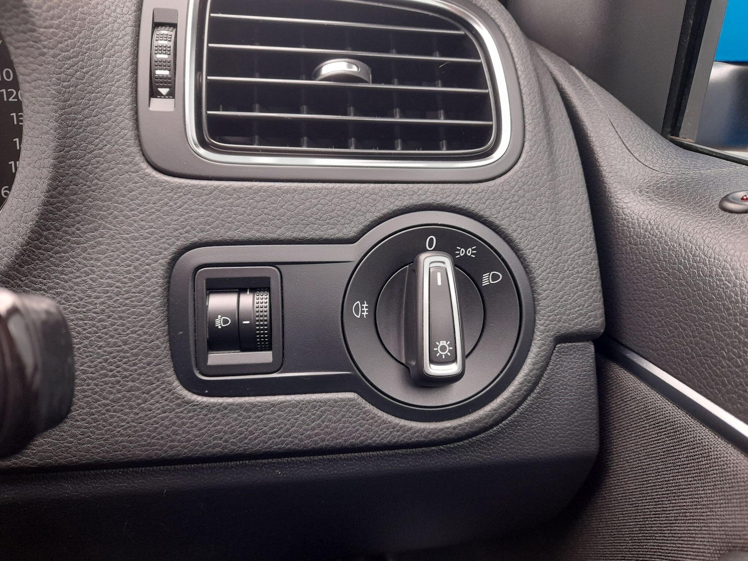 Used Volkswagen Polo 2014 for sale - 77550529: Photo 21