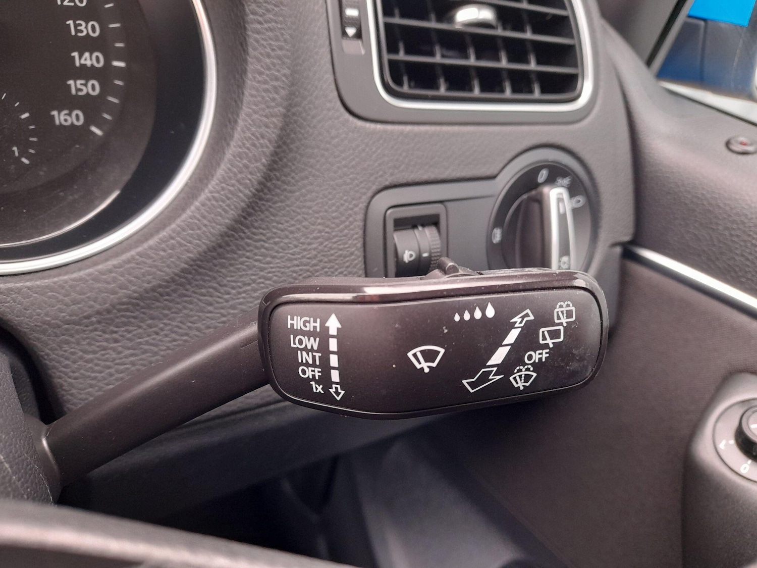 Used Volkswagen Polo 2014 for sale - 77550529: Photo 25