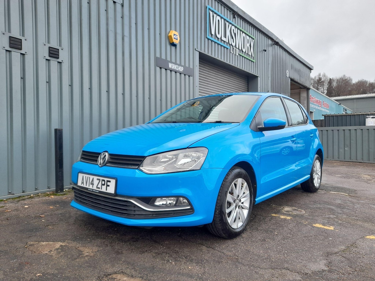 Used Volkswagen Polo 2014 for sale - 77550529: Photo 3