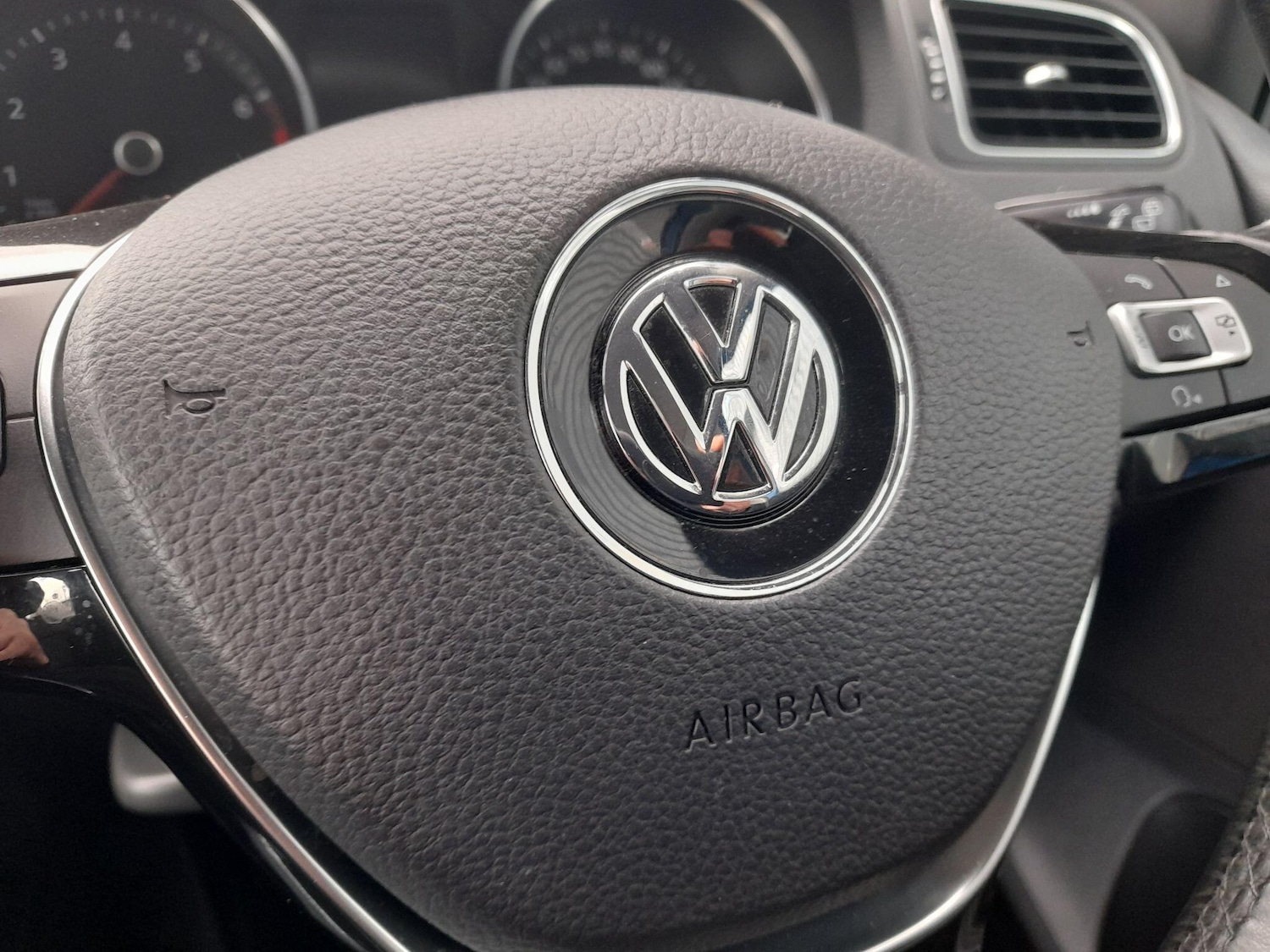 Used Volkswagen Polo 2014 for sale - 77550529: Photo 30