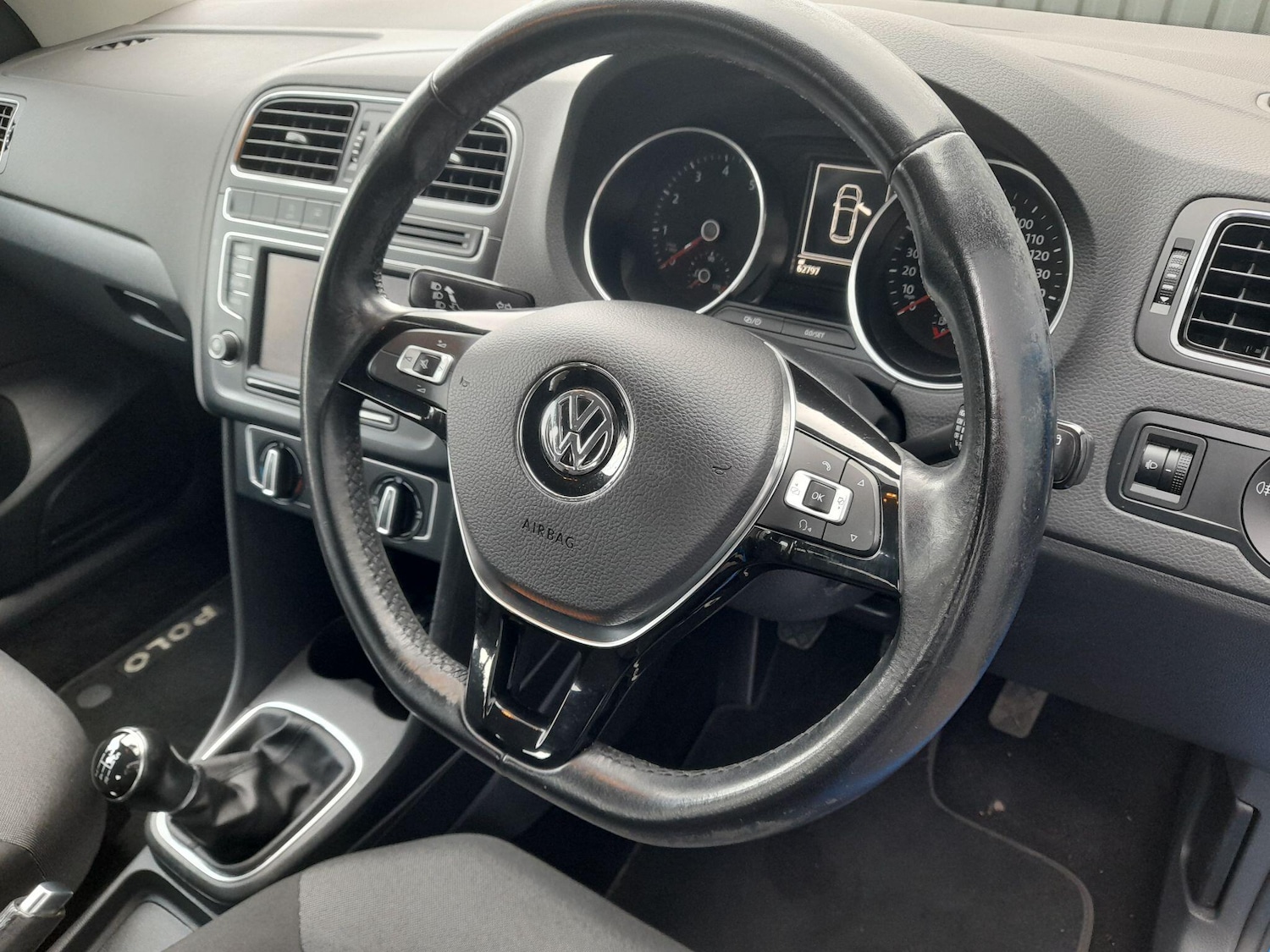 Used Volkswagen Polo 2014 for sale - 77550529: Photo 31