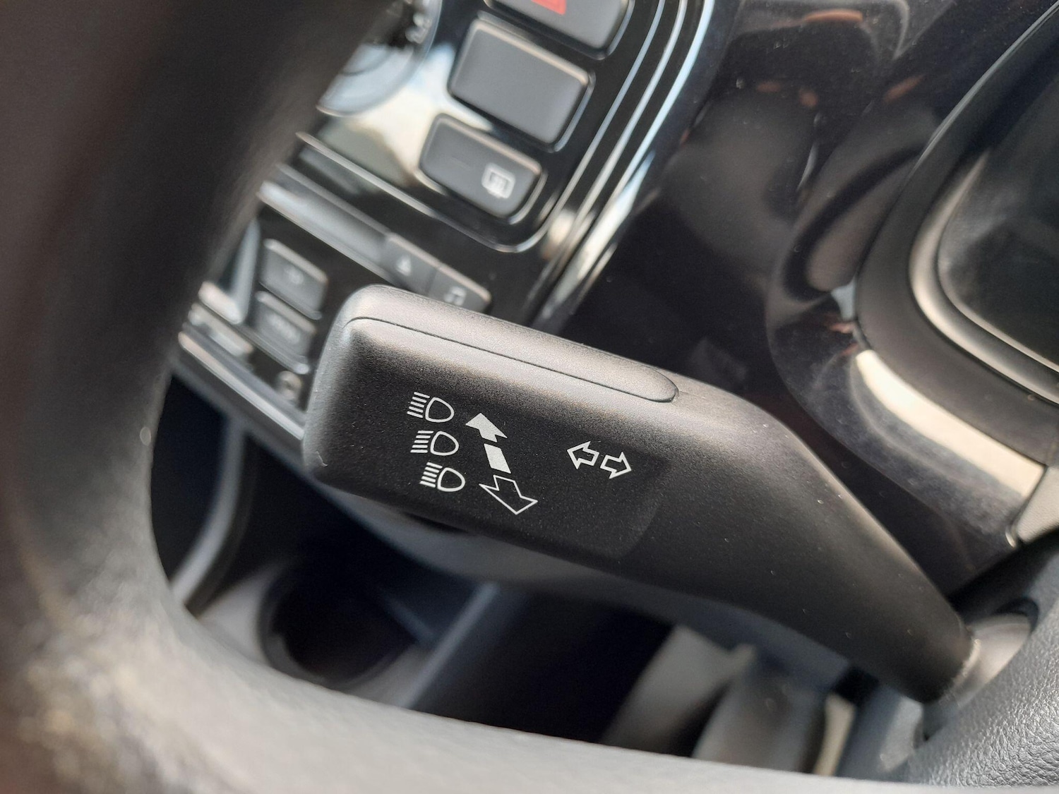 Used Volkswagen up! 2015 for sale - 77550300: Photo 25