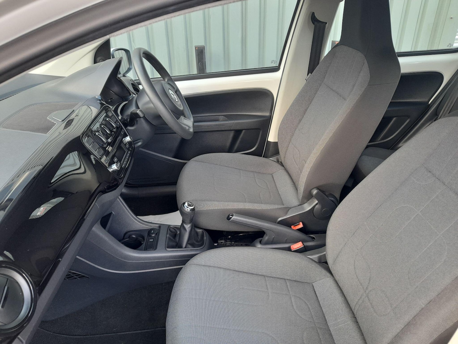 Used Volkswagen up! 2015 for sale - 77550300: Photo 33