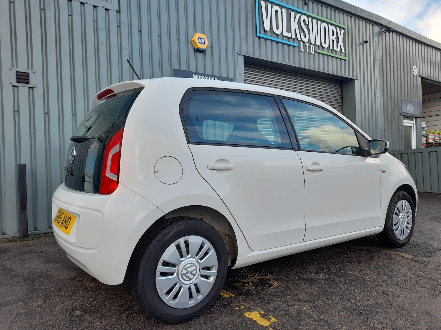 Used Volkswagen up! 2015 for sale - 77550300: Photo 35