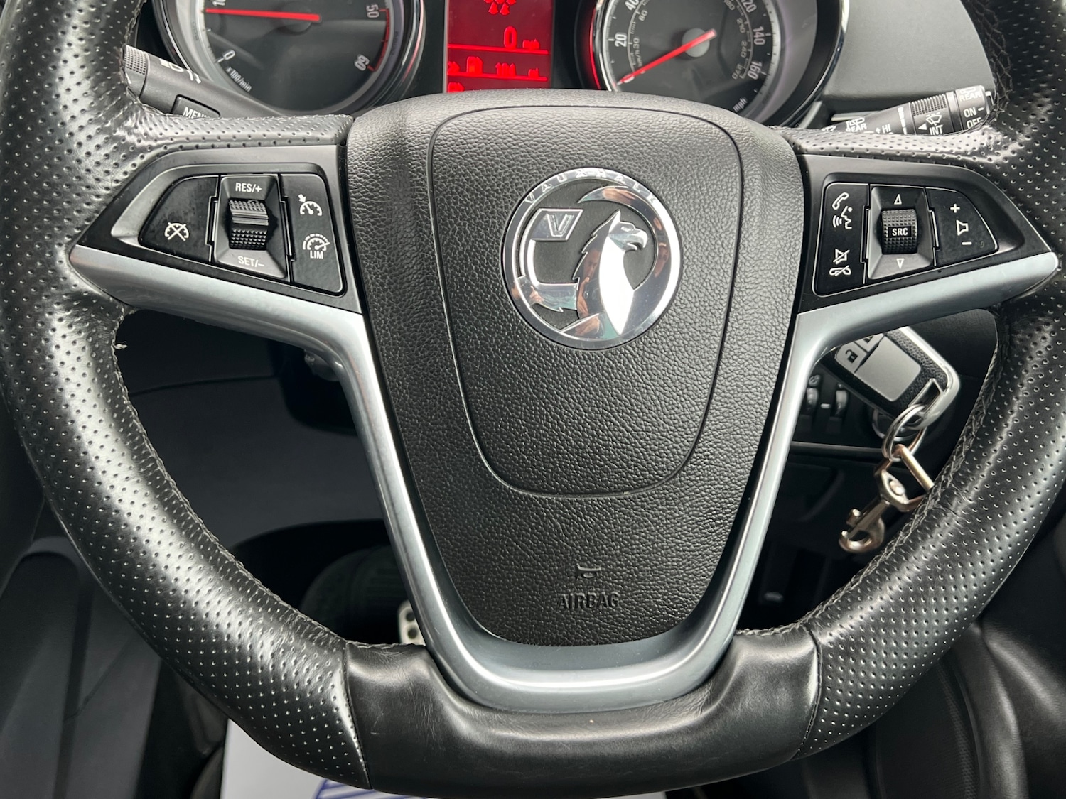 Used Vauxhall Zafira 2015 for sale - 76056391: Photo 16