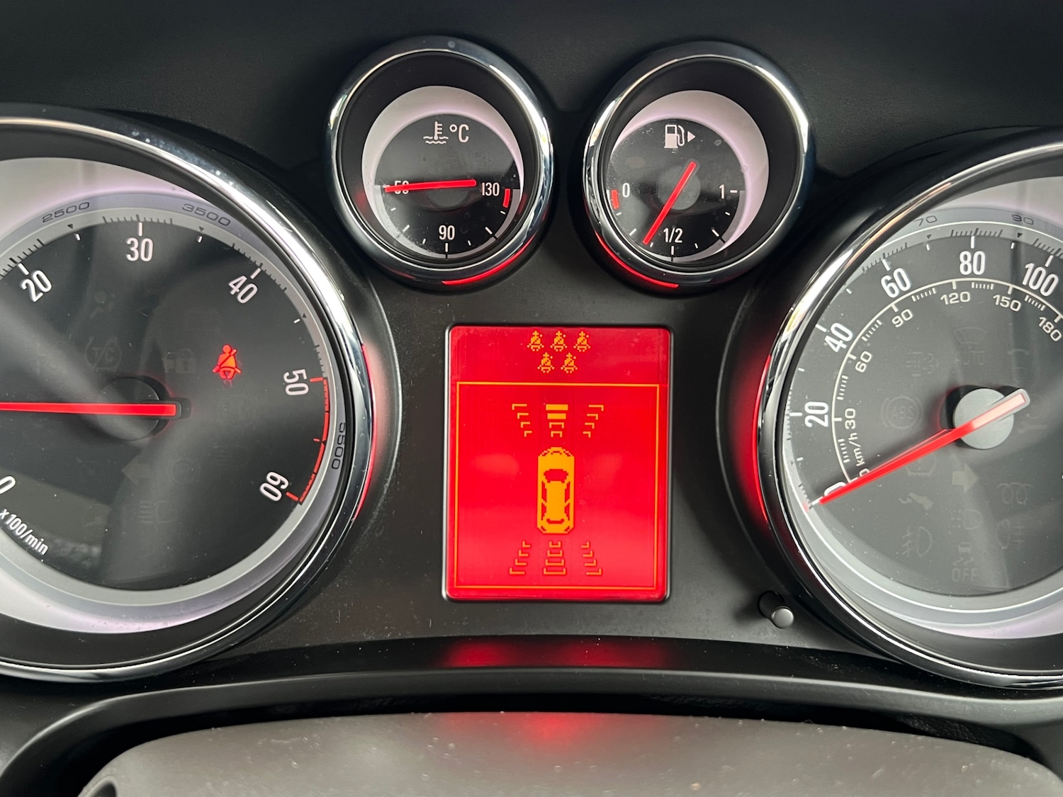 Used Vauxhall Zafira 2015 for sale - 76056391: Photo 17