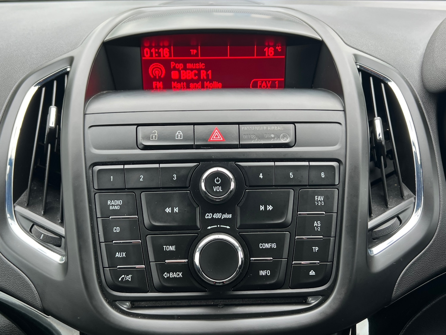 Used Vauxhall Zafira 2015 for sale - 76056391: Photo 18