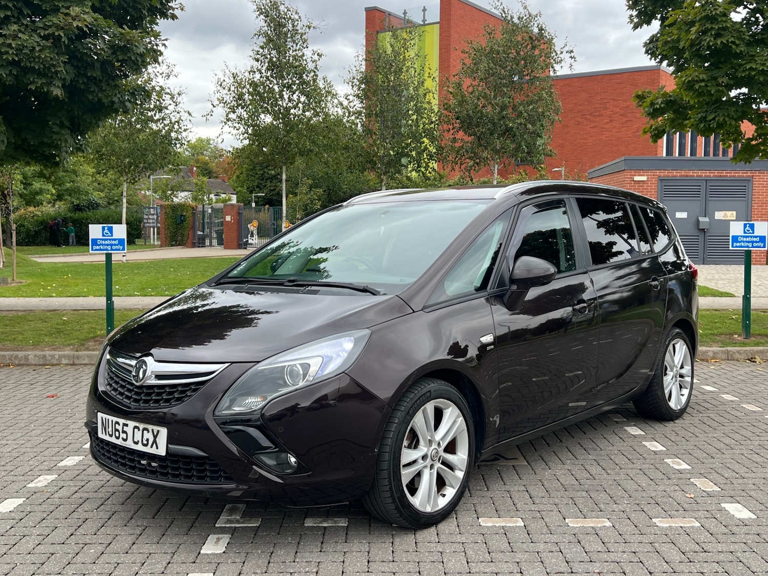 Used Vauxhall Zafira 2015 for sale - 76056391: Photo 2