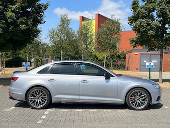 Used Audi A4 2017 for sale - 79321576: Photo