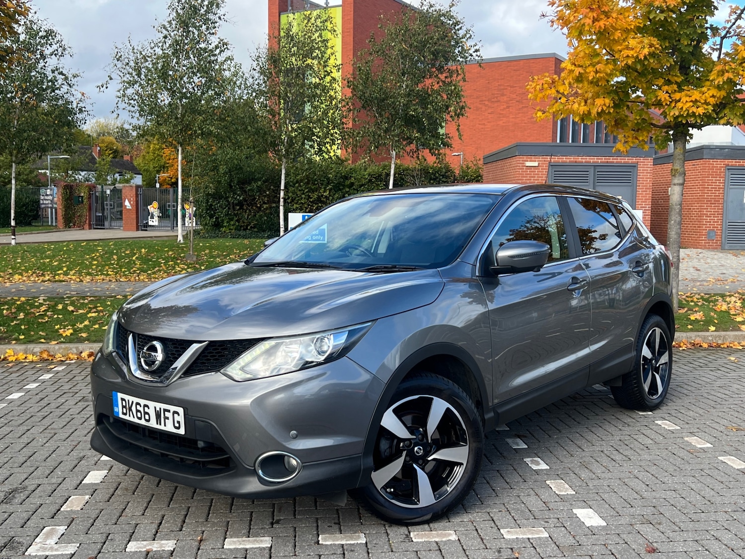 Used Nissan Qashqai 2016 for sale - 76330892: Photo 1
