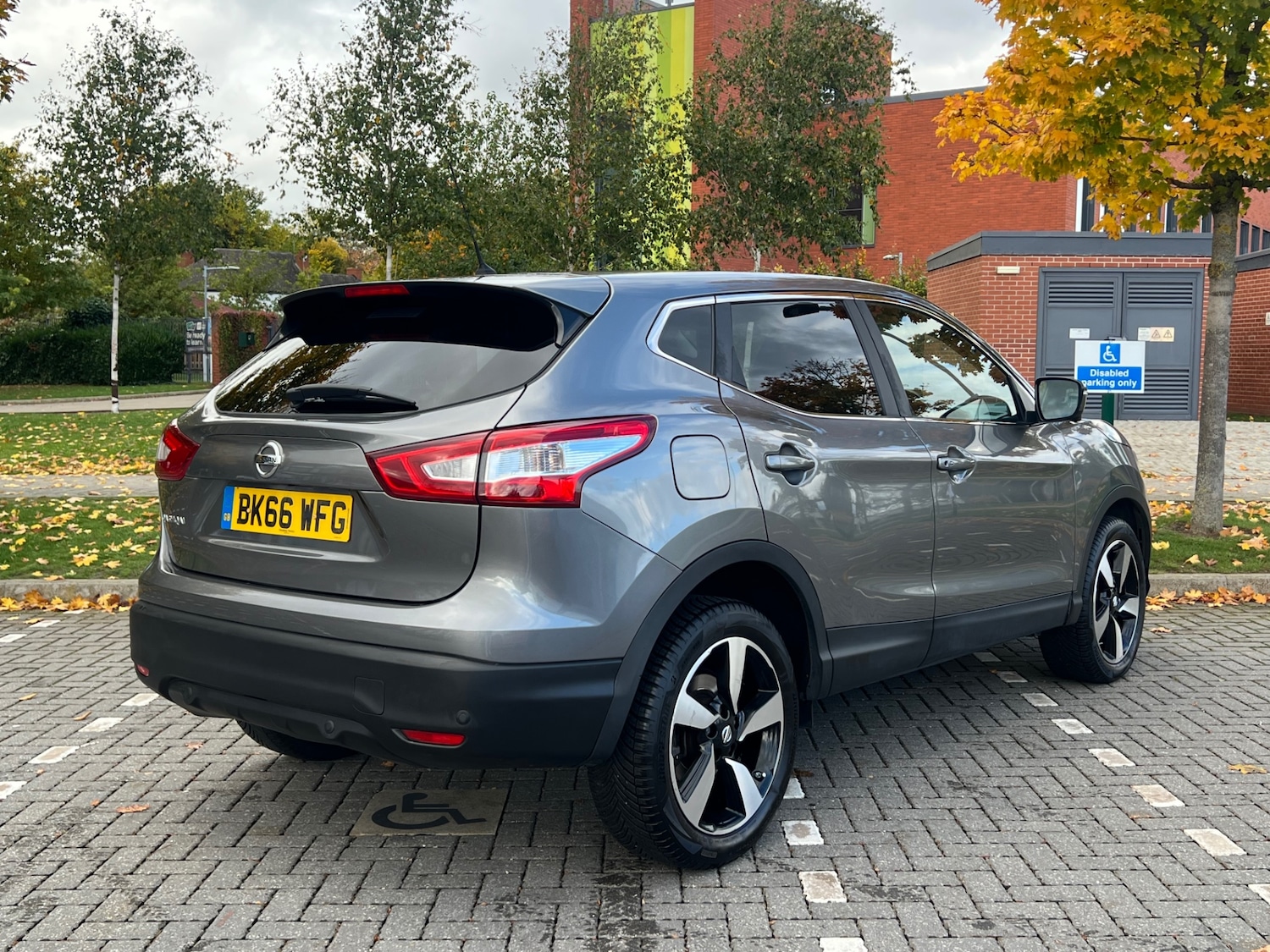 Used Nissan Qashqai 2016 for sale - 76330892: Photo 6