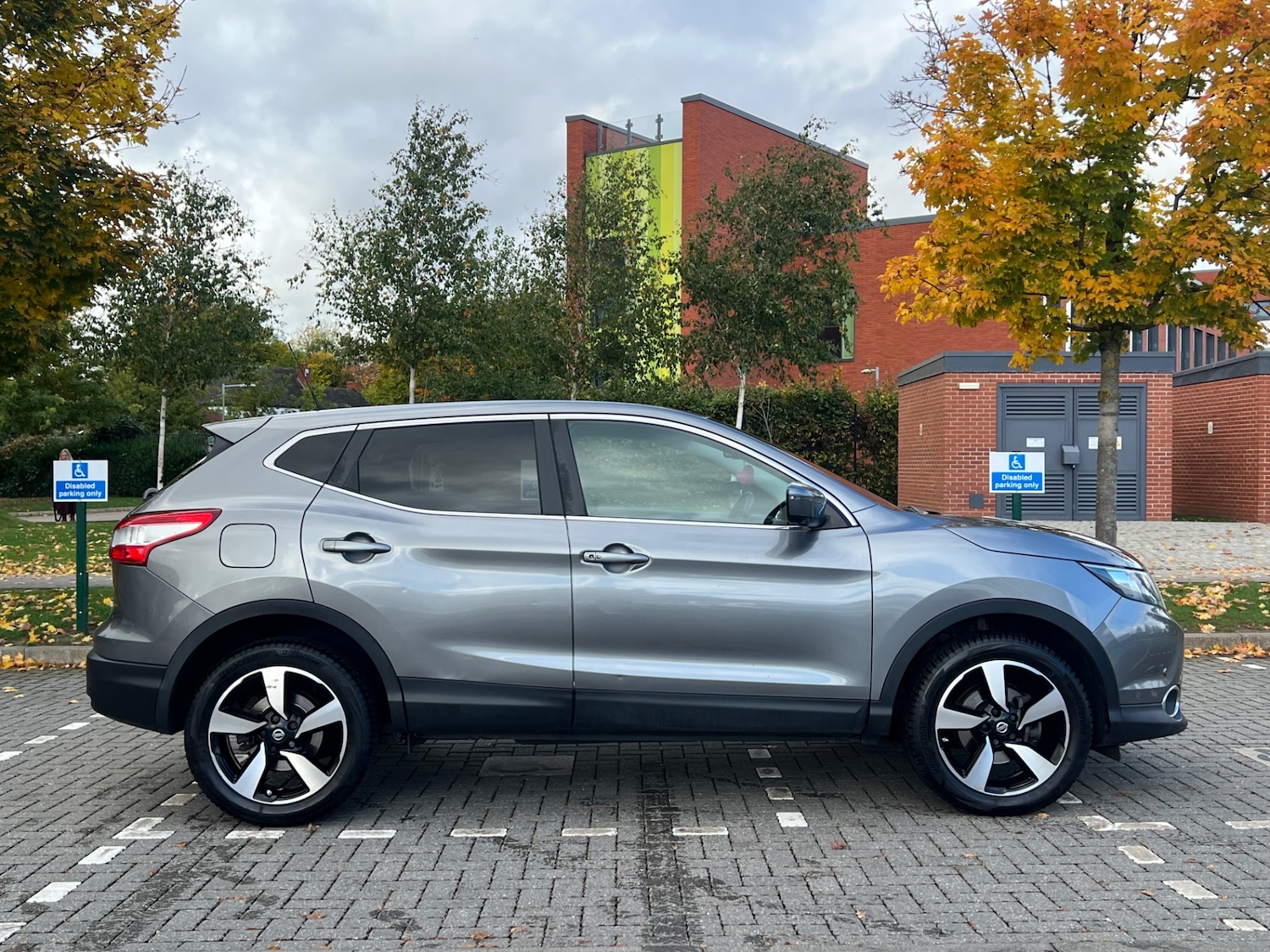 Used Nissan Qashqai 2016 for sale - 76330892: Photo 7