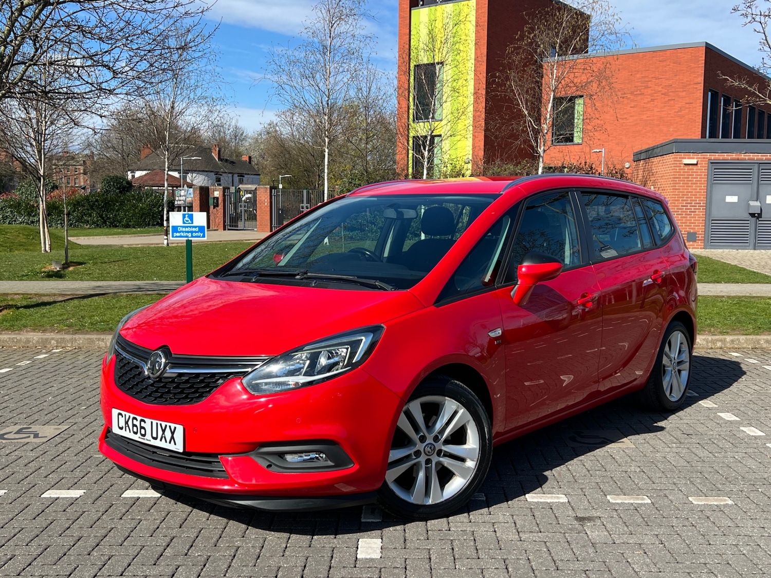 Used Vauxhall Zafira 2016 for sale - 78026230: Photo 1