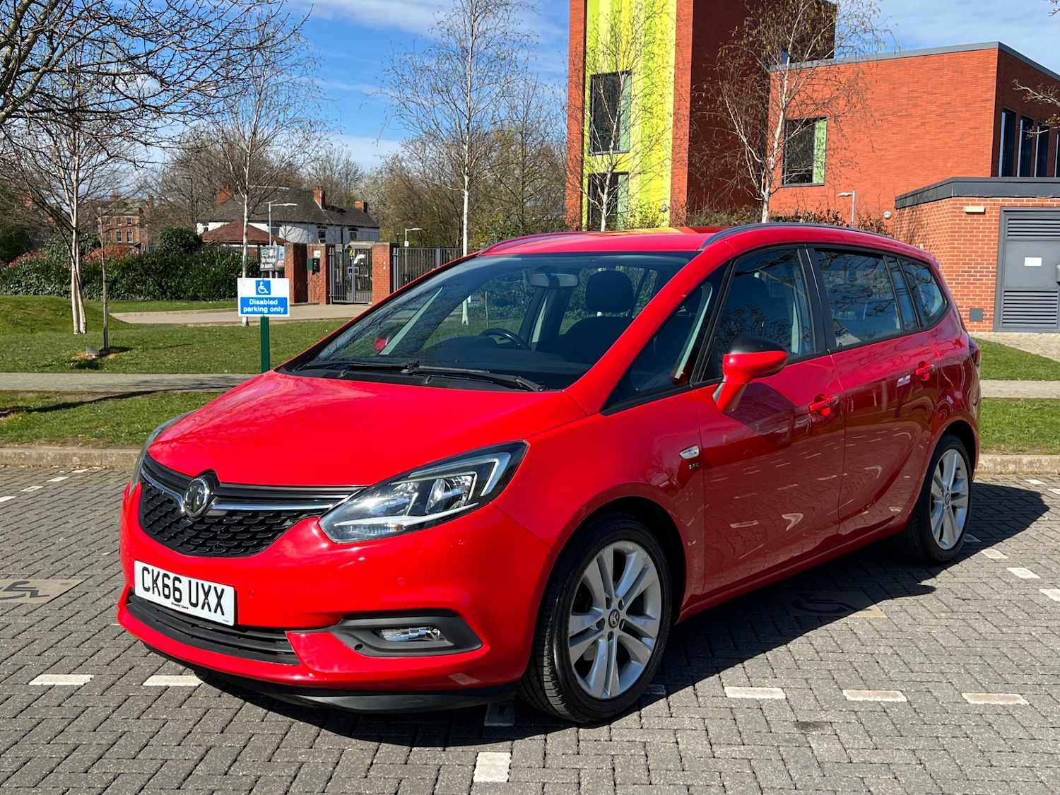 Used Vauxhall Zafira 2016 for sale - 78026230: Photo 2