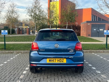 Used Volkswagen Polo 2017 for sale - 79054725: Photo
