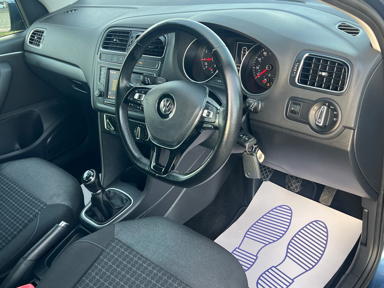 Used Volkswagen Polo 2017 for sale - 76670953: Photo 13