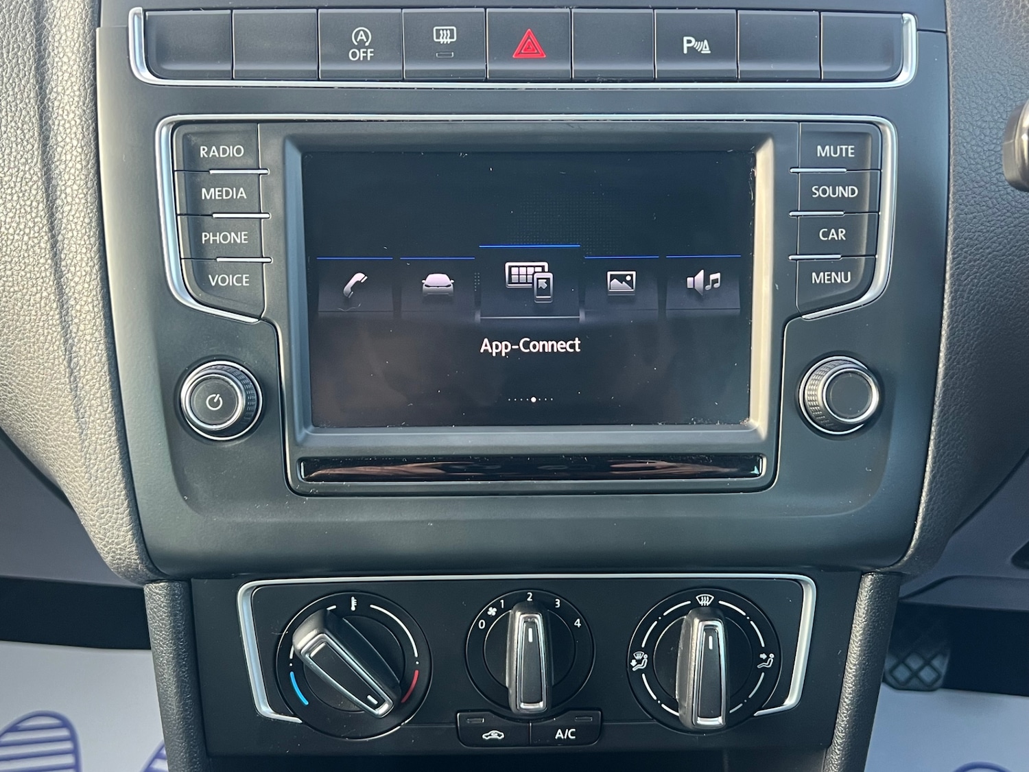 Used Volkswagen Polo 2017 for sale - 76670953: Photo 21