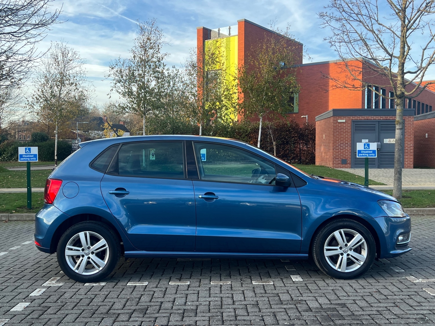 Used Volkswagen Polo 2017 for sale - 76670953: Photo 7