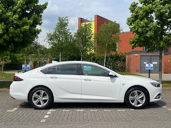 Used Vauxhall Insignia 2018 for sale - 79362661: Photo