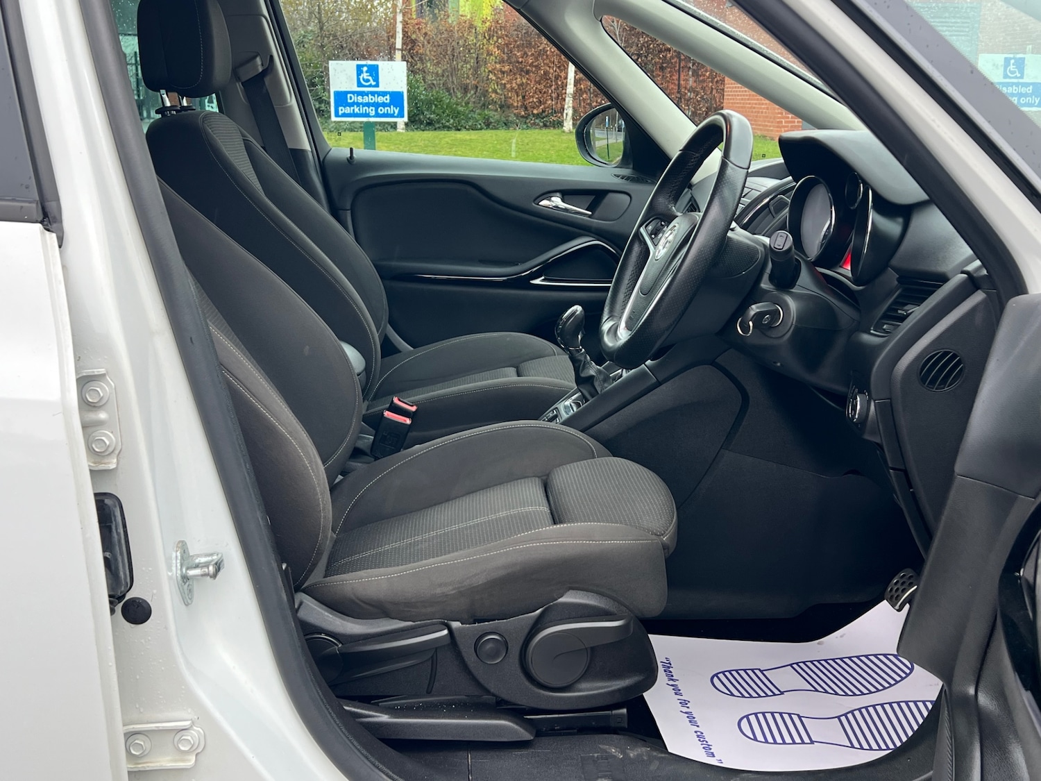 Used Vauxhall Zafira 2015 for sale - 77687957: Photo 12