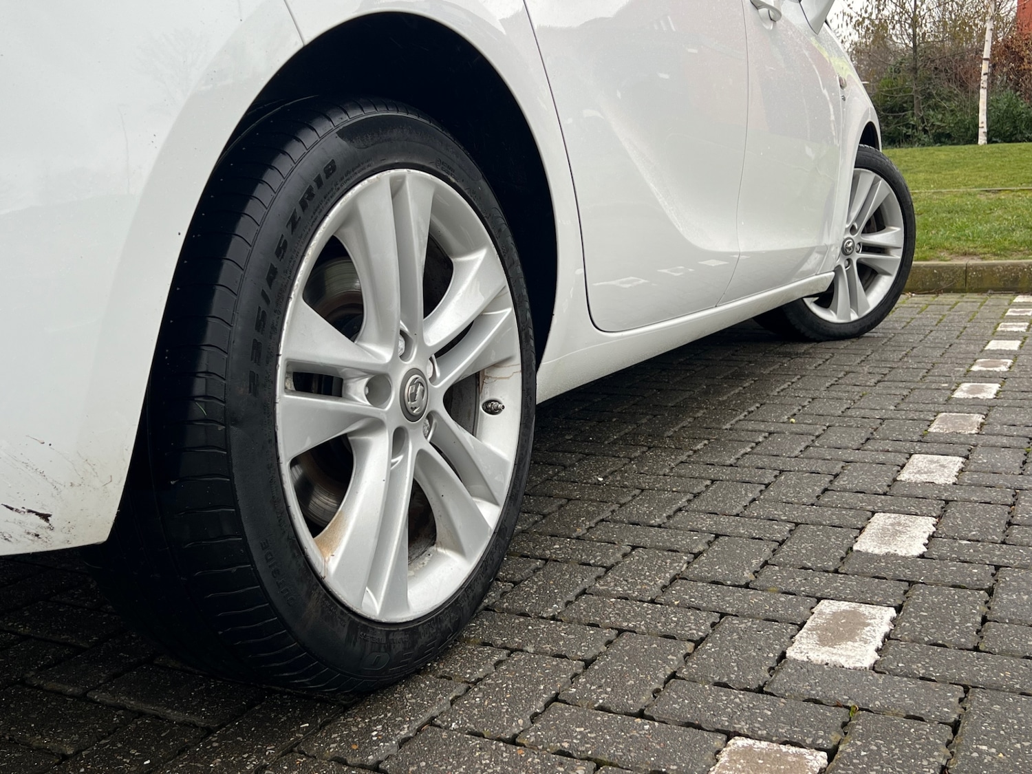 Used Vauxhall Zafira 2015 for sale - 77687957: Photo 25