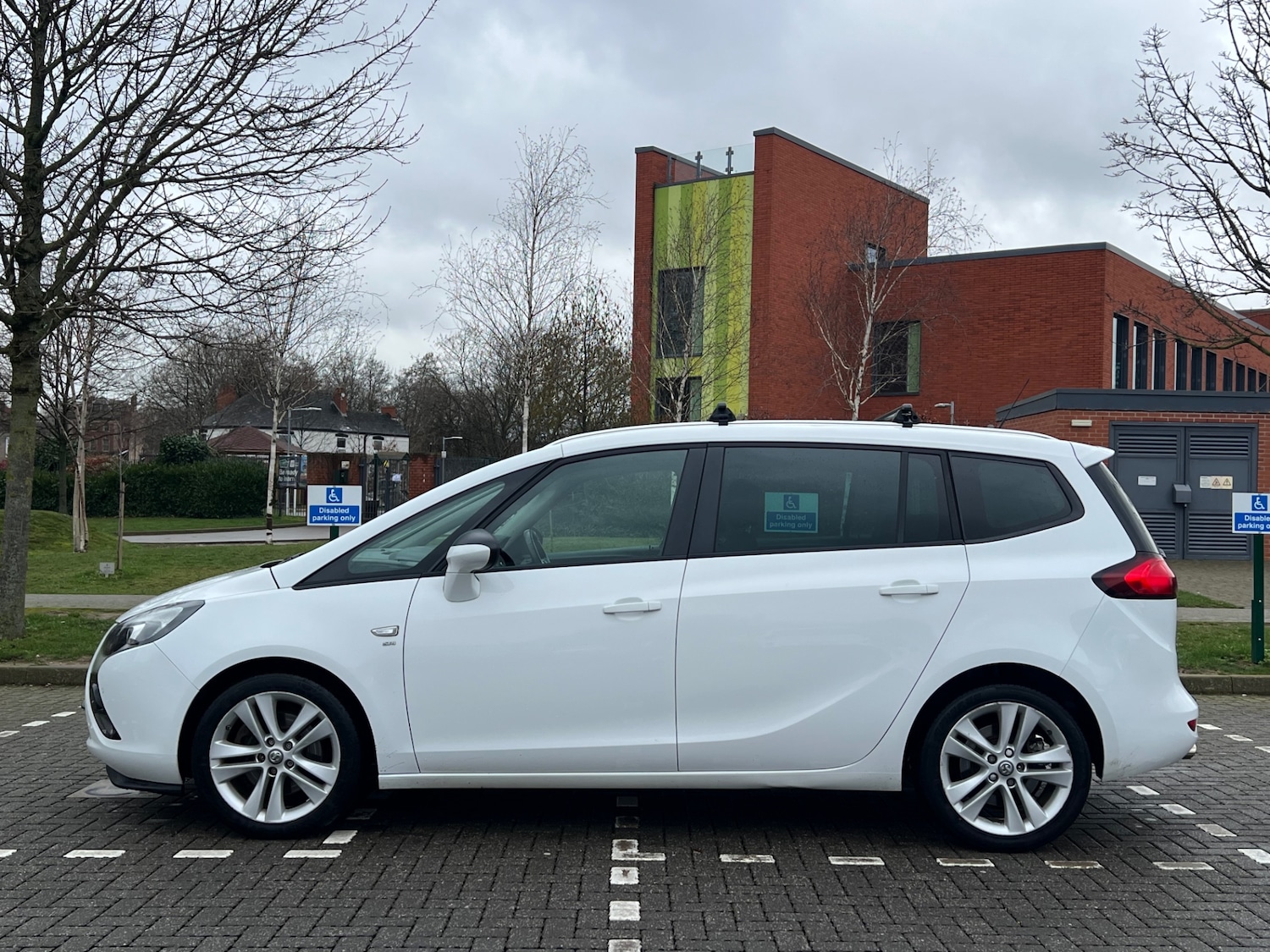 Used Vauxhall Zafira 2015 for sale - 77687957: Photo 3
